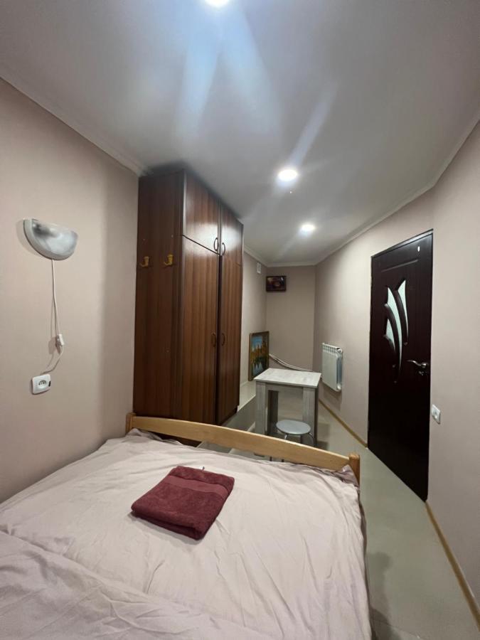 N1 Guest Hause Hotel Jereván Kültér fotó