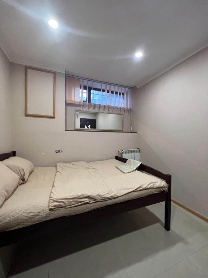 N1 Guest Hause Hotel Jereván Kültér fotó