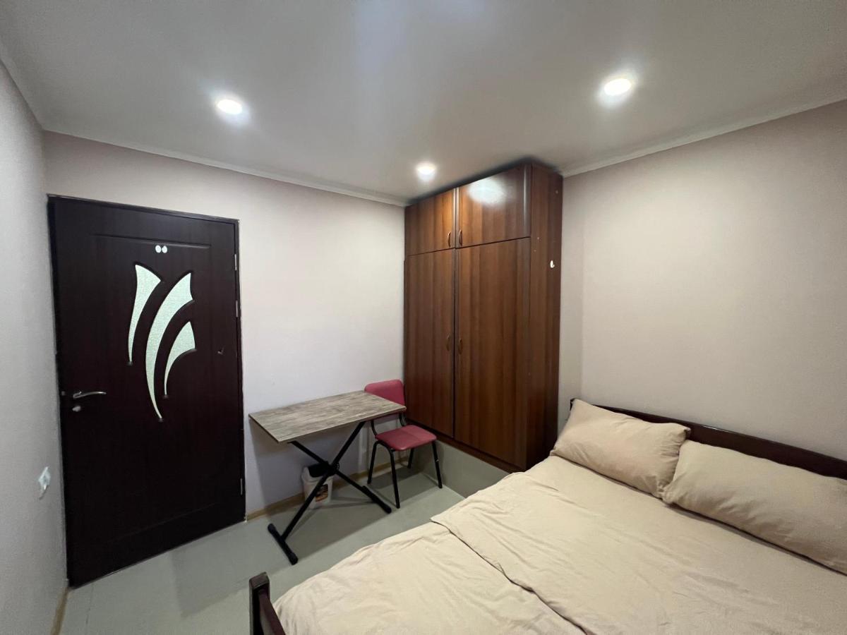 N1 Guest Hause Hotel Jereván Kültér fotó
