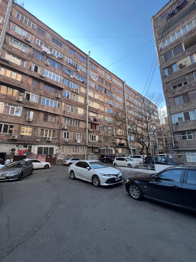 N1 Guest Hause Hotel Jereván Kültér fotó